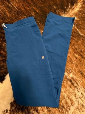 Figs Women's Teal Blue Cargo Scrub Pants